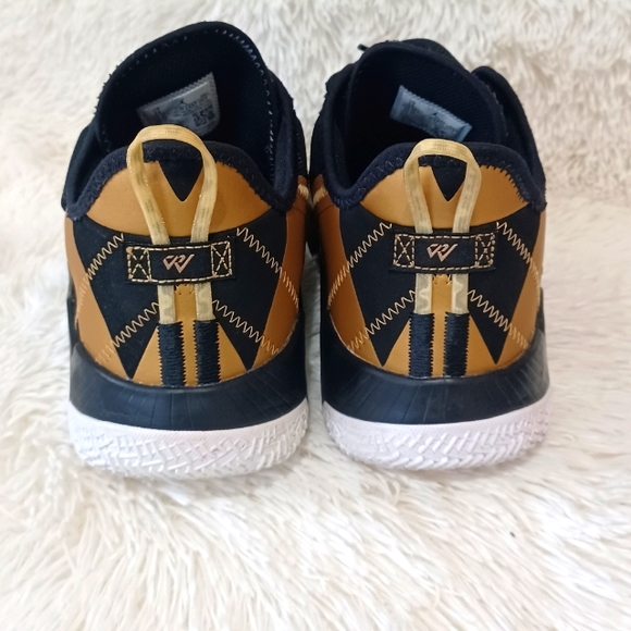 JORDAN ONE TAKE 2 - Picture 4 of 7